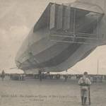 Carte Postale Ancienne - Luneville (Meurthe-et-Moselle) - Un Zeppelin au Champ-de-Mars - 3 Avril 1913 - vu d'arrière - extrait